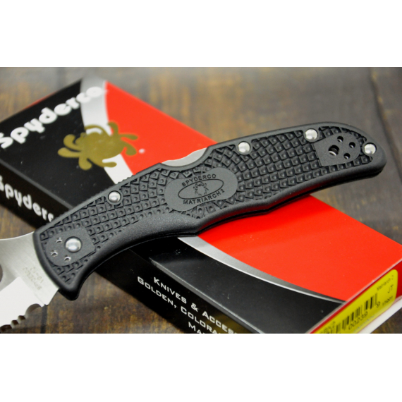 Складной нож Spyderco Matriarch 2 C12SBK2